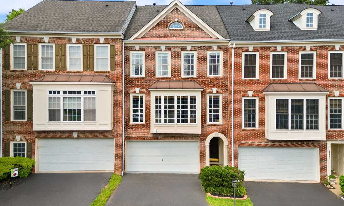 Garrell Group Top Leesburg Realtor 14398 Verde Pl web 02