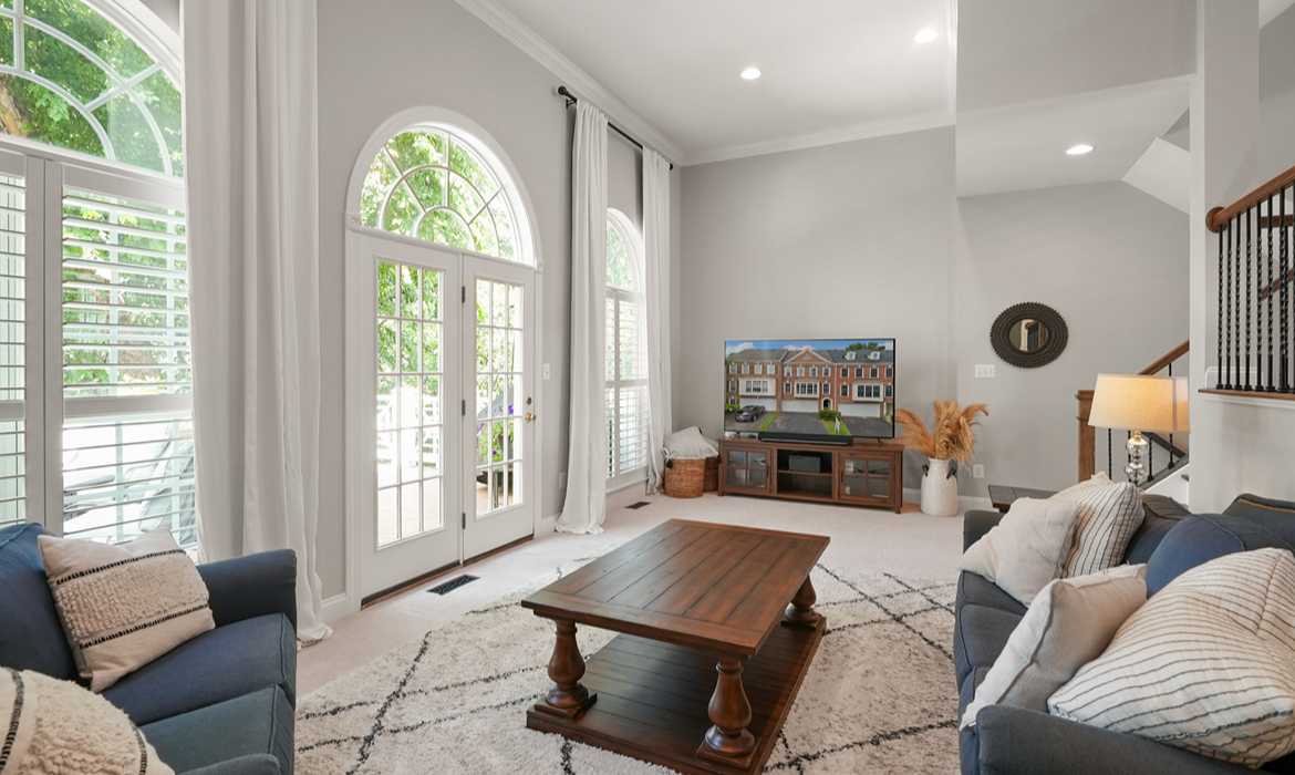 Garrell Group Top Leesburg Realtor 14398 Verde Pl web 08