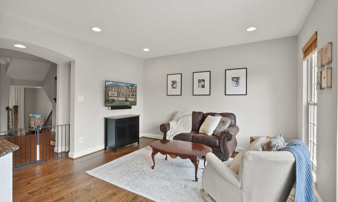 Garrell Group Top Leesburg Realtor 14398 Verde Pl web 14
