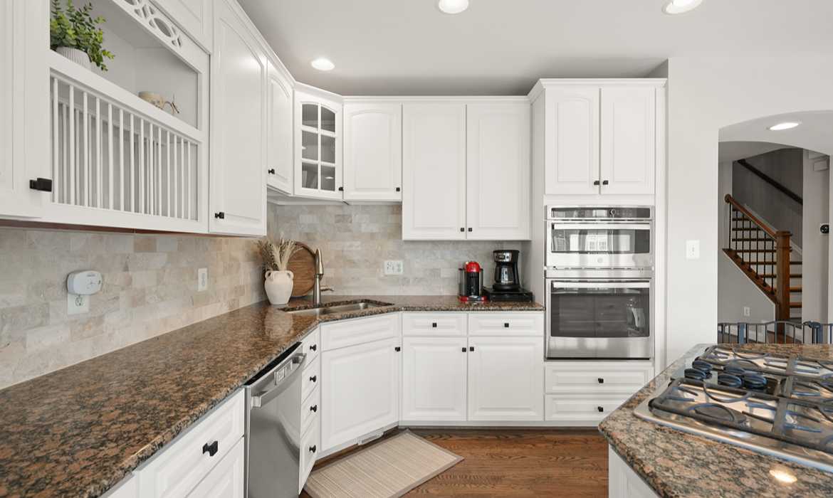 Garrell Group Top Leesburg Realtor 14398 Verde Pl web 17