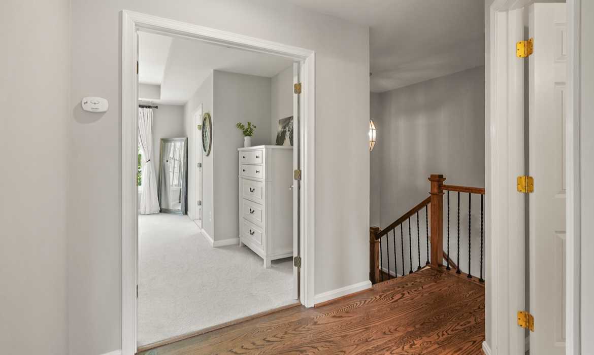 Garrell Group Top Leesburg Realtor 14398 Verde Pl web 20