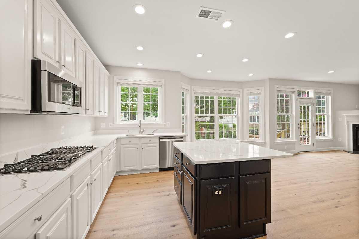 Garrell Group Top Leesburg Realtor 19228 Wiggum Sq web 11