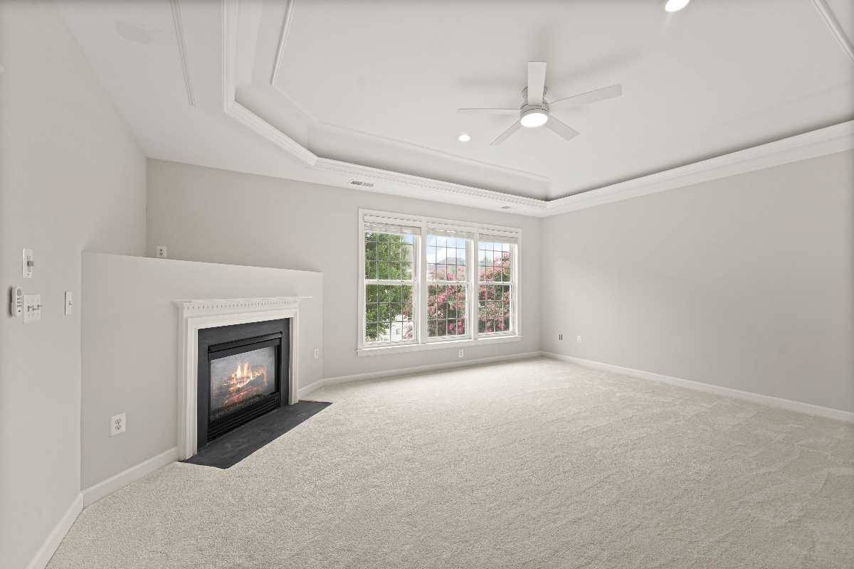 Garrell Group Top Leesburg Realtor 19228 Wiggum Sq web 16