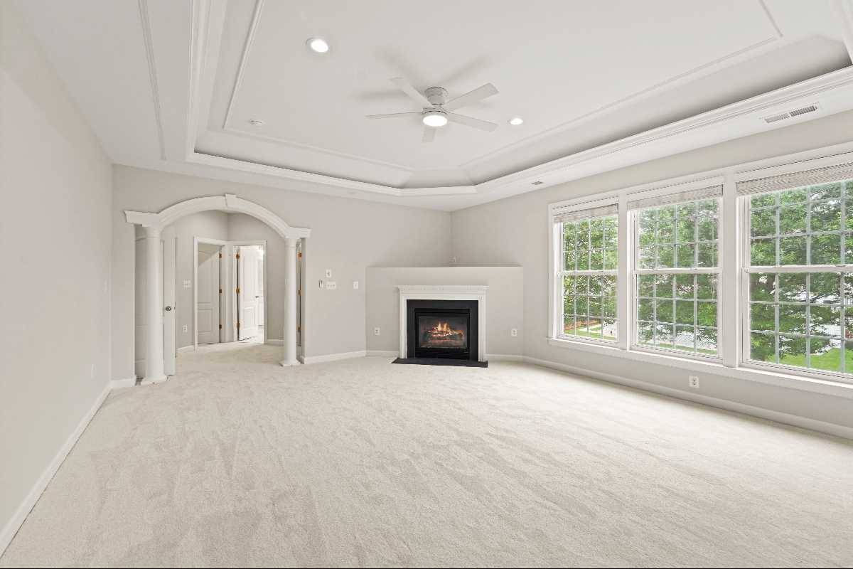 Garrell Group Top Leesburg Realtor 19228 Wiggum Sq web 17