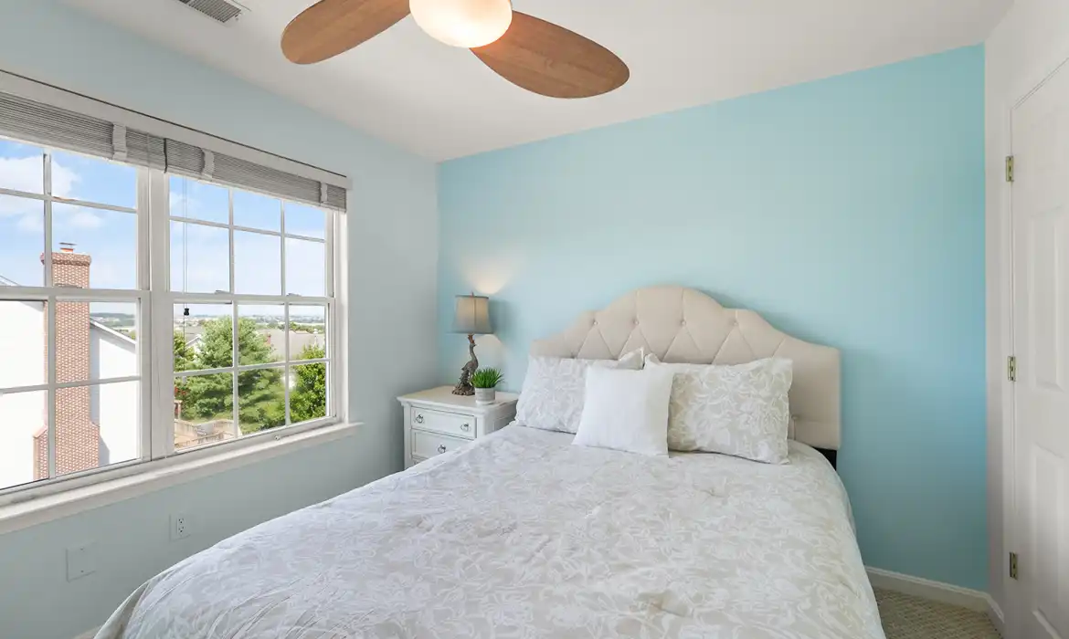 Garrell Group Top Leesburg Realtor 605 McLeary Sq SE web 27