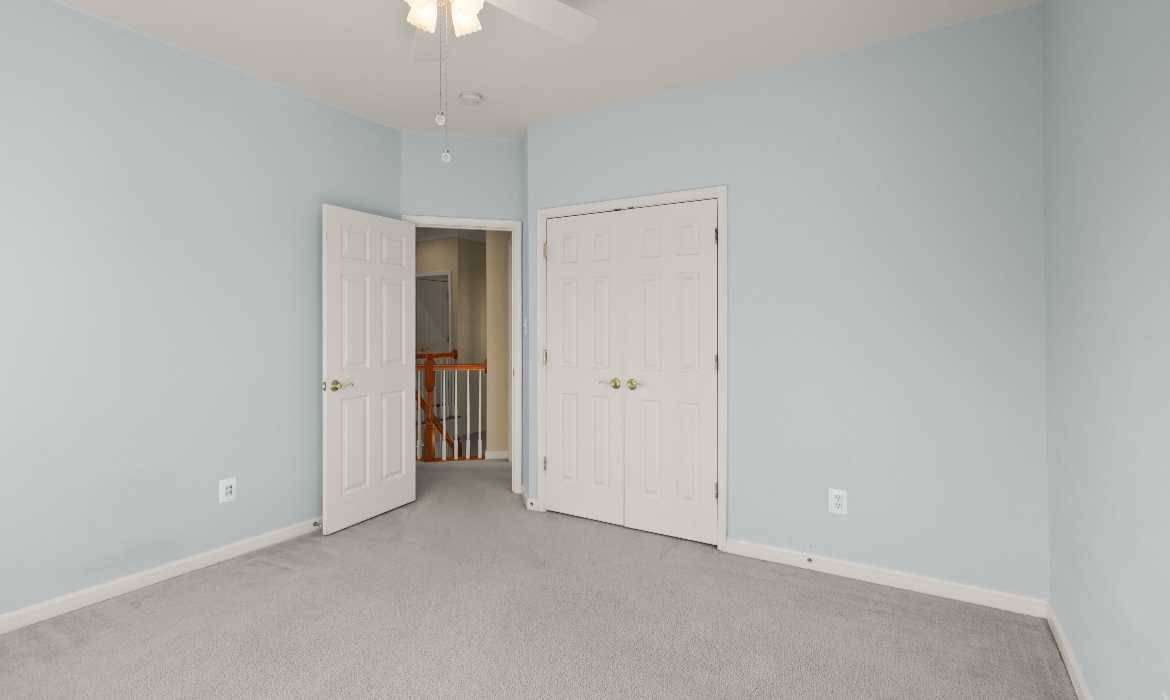 Garrell Group Top Leesburg Realtor 19162 Coton Hall Rd web 21