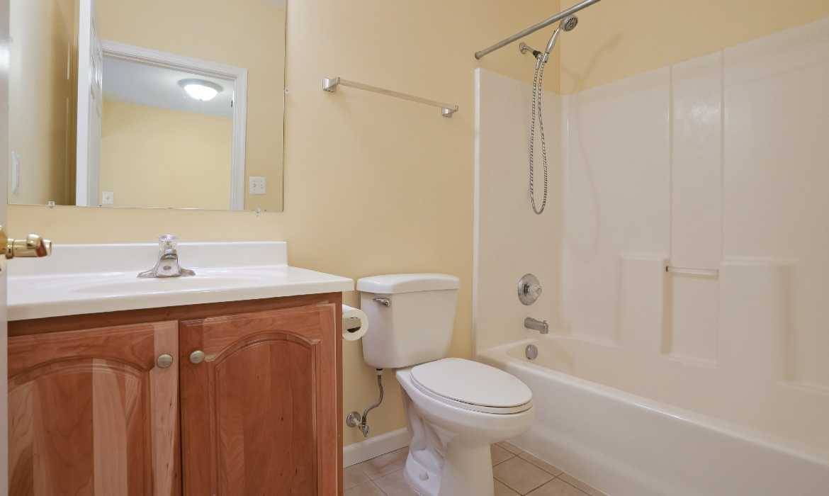 Garrell Group Top Leesburg Realtor 19162 Coton Hall Rd web 32