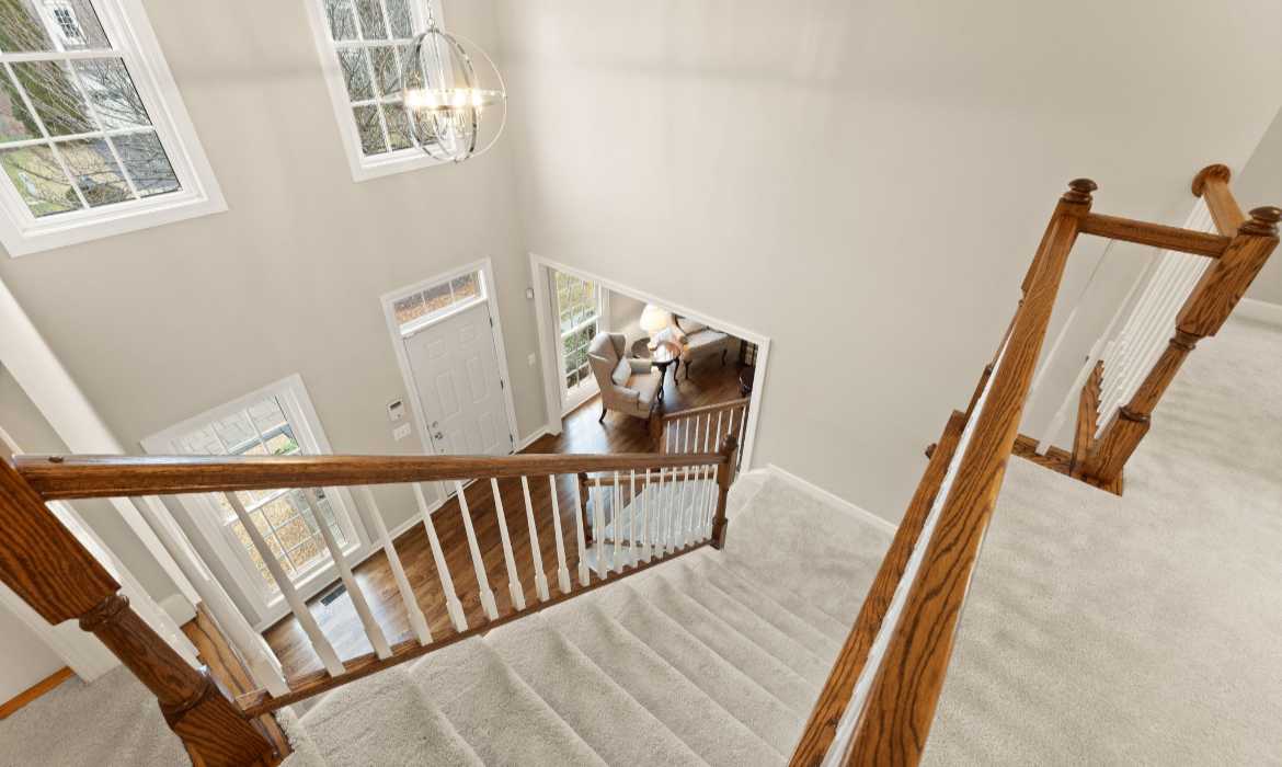 Garrell Group Top Leesburg Realtor 18571 Dettington Ct web 18