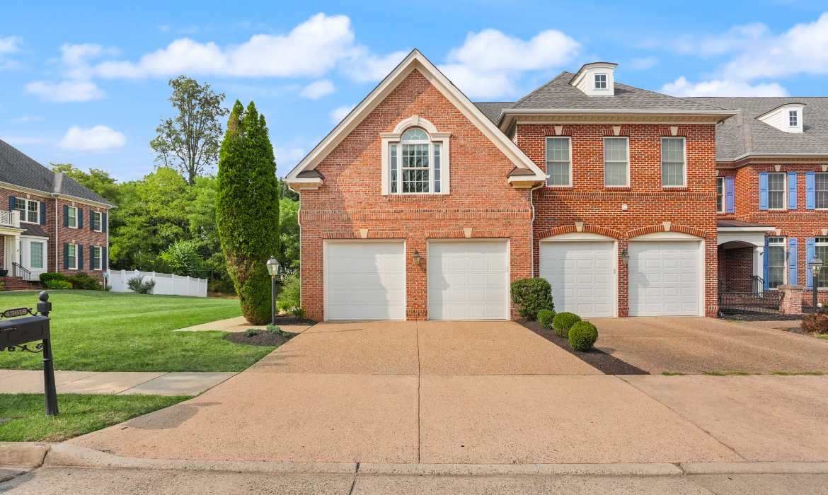 Garrell Group Top Leesburg Realtor 43616 Carradoc Farm Ter web 03