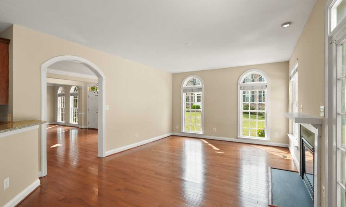 Garrell Group Top Leesburg Realtor 43616 Carradoc Farm Ter web 10