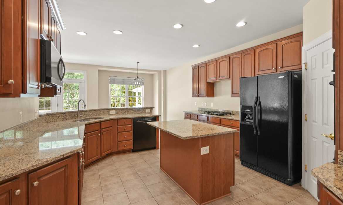 Garrell Group Top Leesburg Realtor 43616 Carradoc Farm Ter web 14