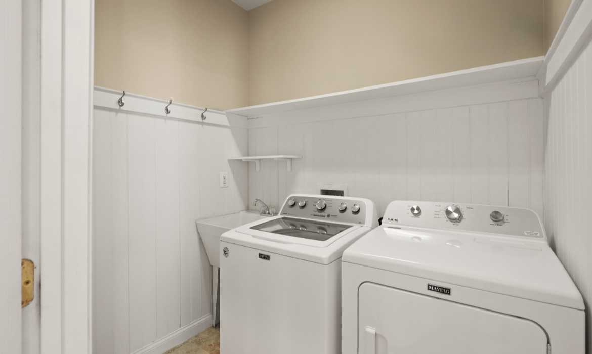 Garrell Group Top Leesburg Realtor 43616 Carradoc Farm Ter web 16