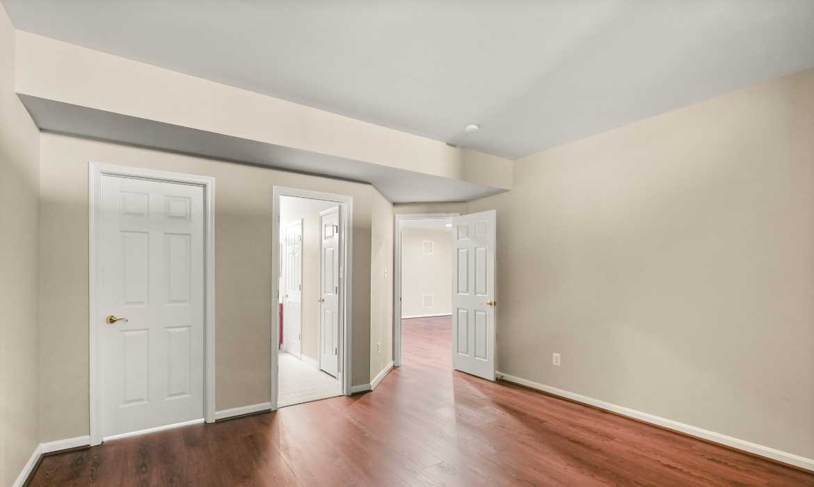 Garrell Group Top Leesburg Realtor 43616 Carradoc Farm Ter web 28