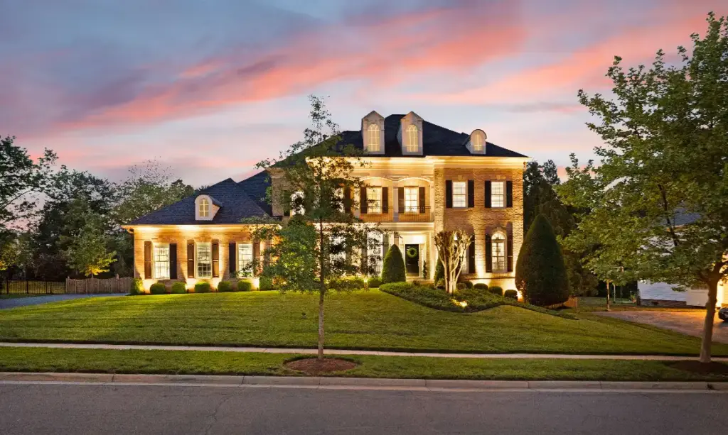 Stately Colonial brick home in Lansdowne sold by top local Loudoun County Realtors the Jean Garrell Group