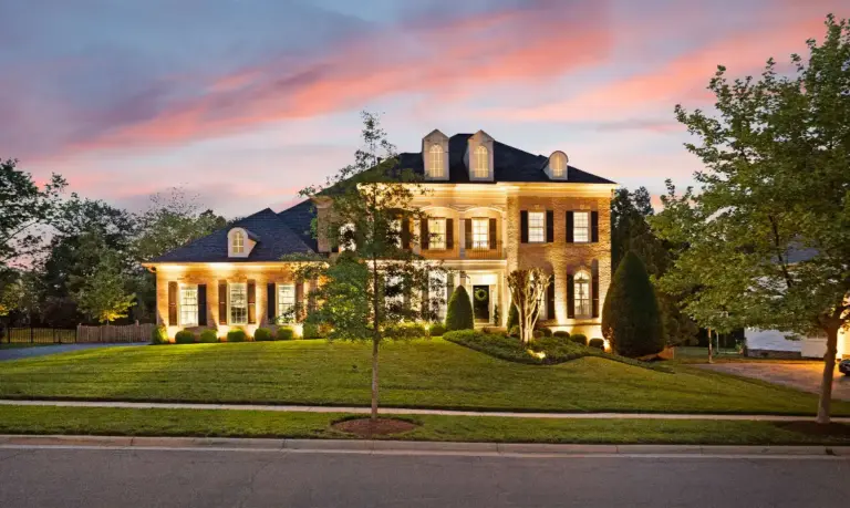 Stately Colonial brick home in Lansdowne sold by top local Loudoun County Realtors the Jean Garrell Group