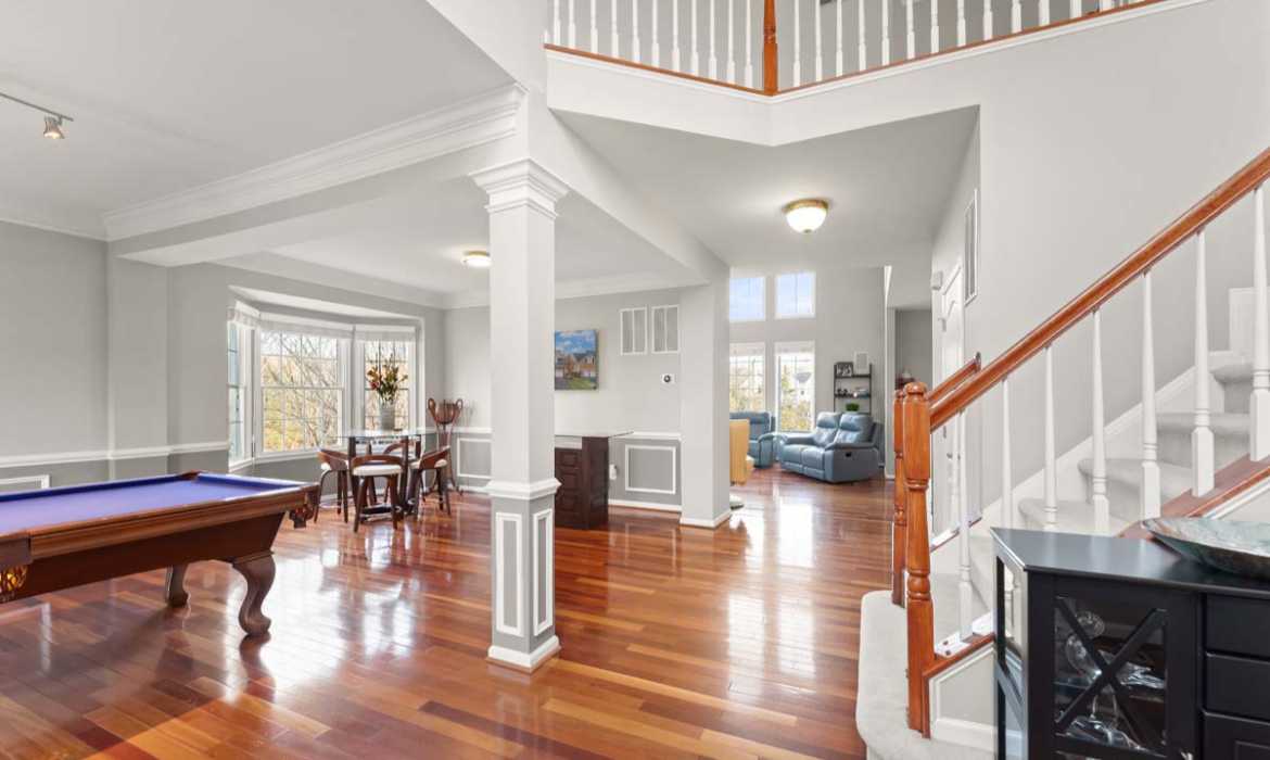 Garrell Group Top Ashburn Realtor 43387 La Belle Pl web 04