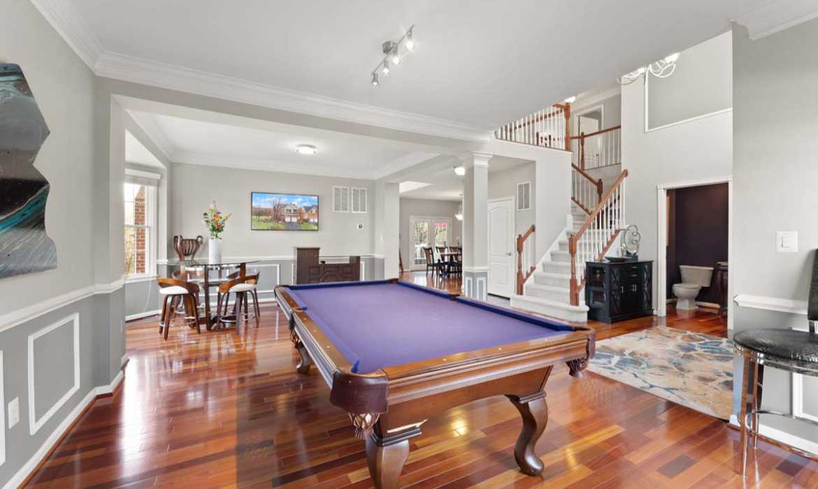 Garrell Group Top Ashburn Realtor 43387 La Belle Pl web 06