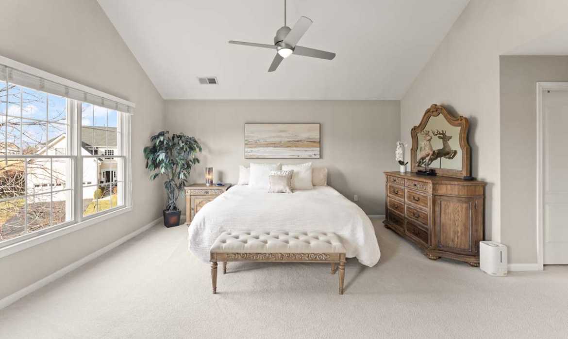 Garrell Group Top Ashburn Realtor 43387 La Belle Pl web 28