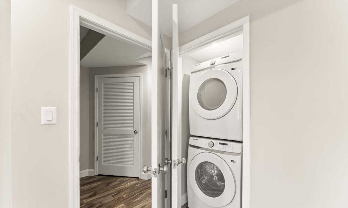 Garrell Group Top Ashburn Realtor 43387 La Belle Pl web 34