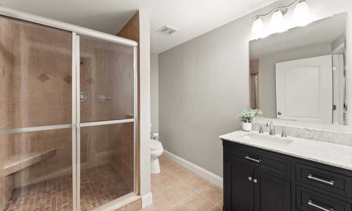 Garrell Group Top Ashburn Realtor 43387 La Belle Pl web 39