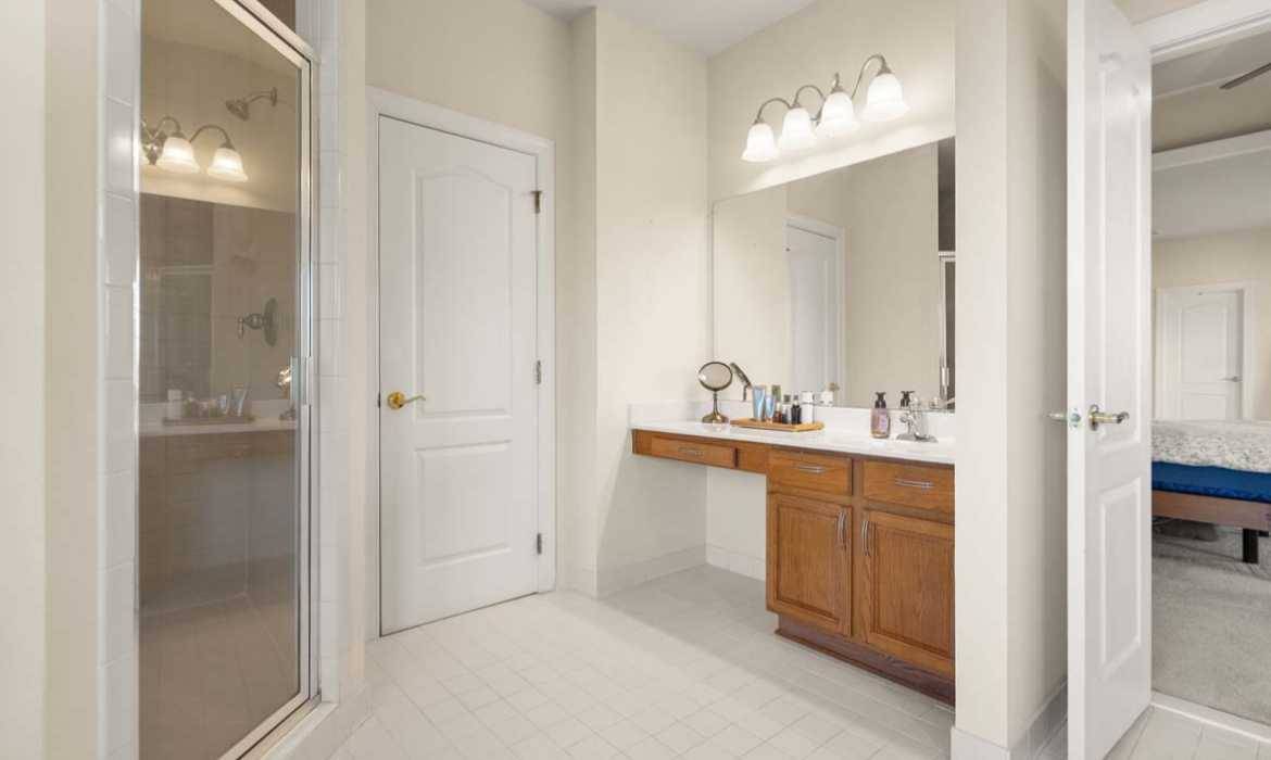 Garrell Group Top Leesburg Realtor 18771 Kipheart Dr web 24