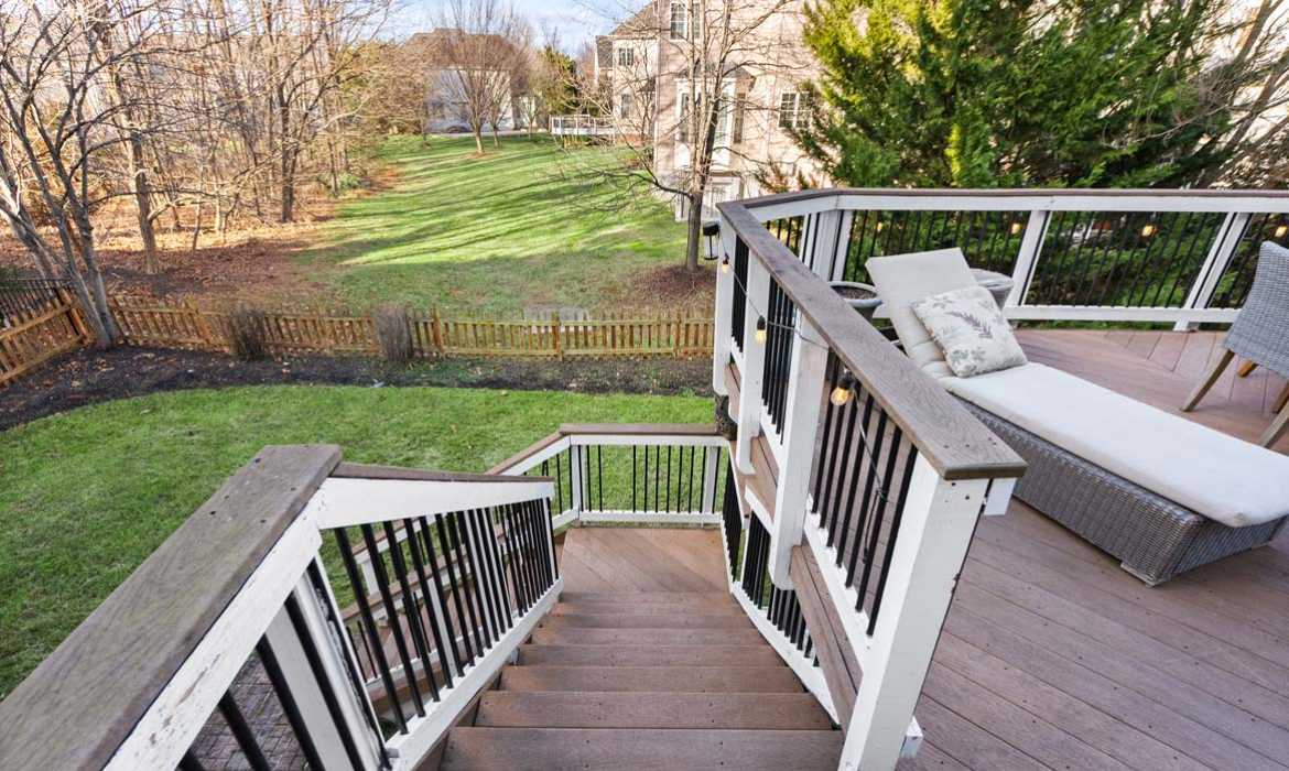 Garrell Group Top Leesburg Realtor 18771 Kipheart Dr web 41