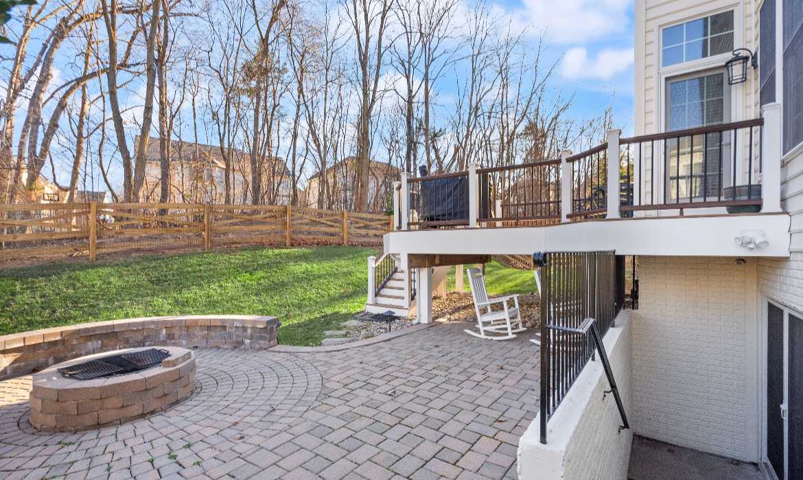 Garrell Group Top Leesburg Realtor 19126 Stream Crossing Ct web 04