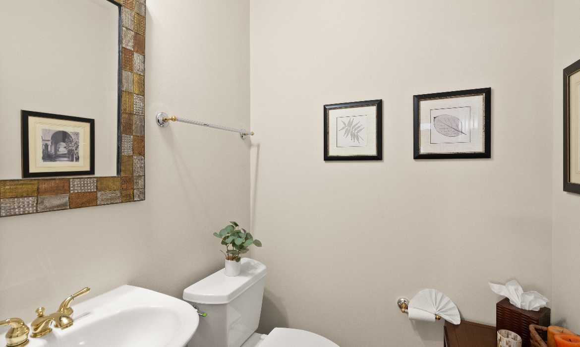 Garrell Group Top Leesburg Realtor 19126 Stream Crossing Ct web 20