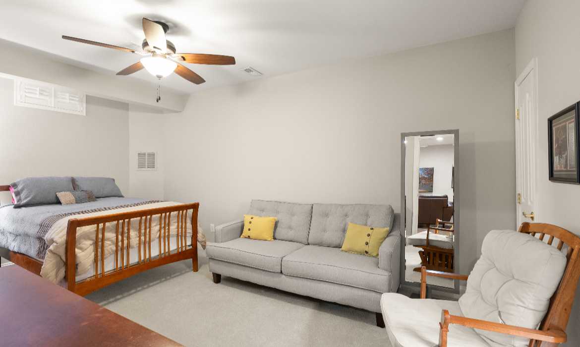 Garrell Group Top Leesburg Realtor 19126 Stream Crossing Ct web 42