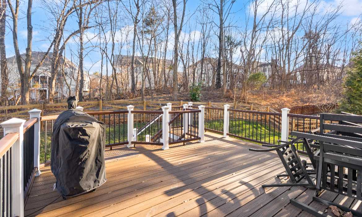 Garrell Group Top Leesburg Realtor 19126 Stream Crossing Ct web 44