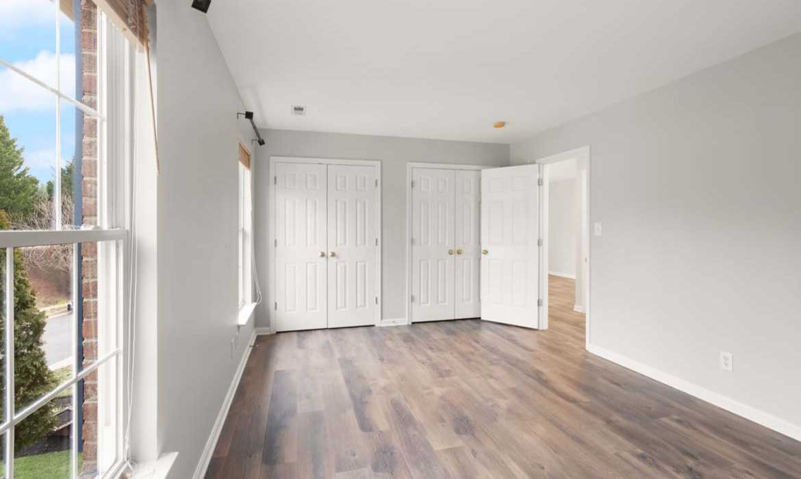 Garrell Group Top Sterling Realtor 21147 Brookside Ln web 32