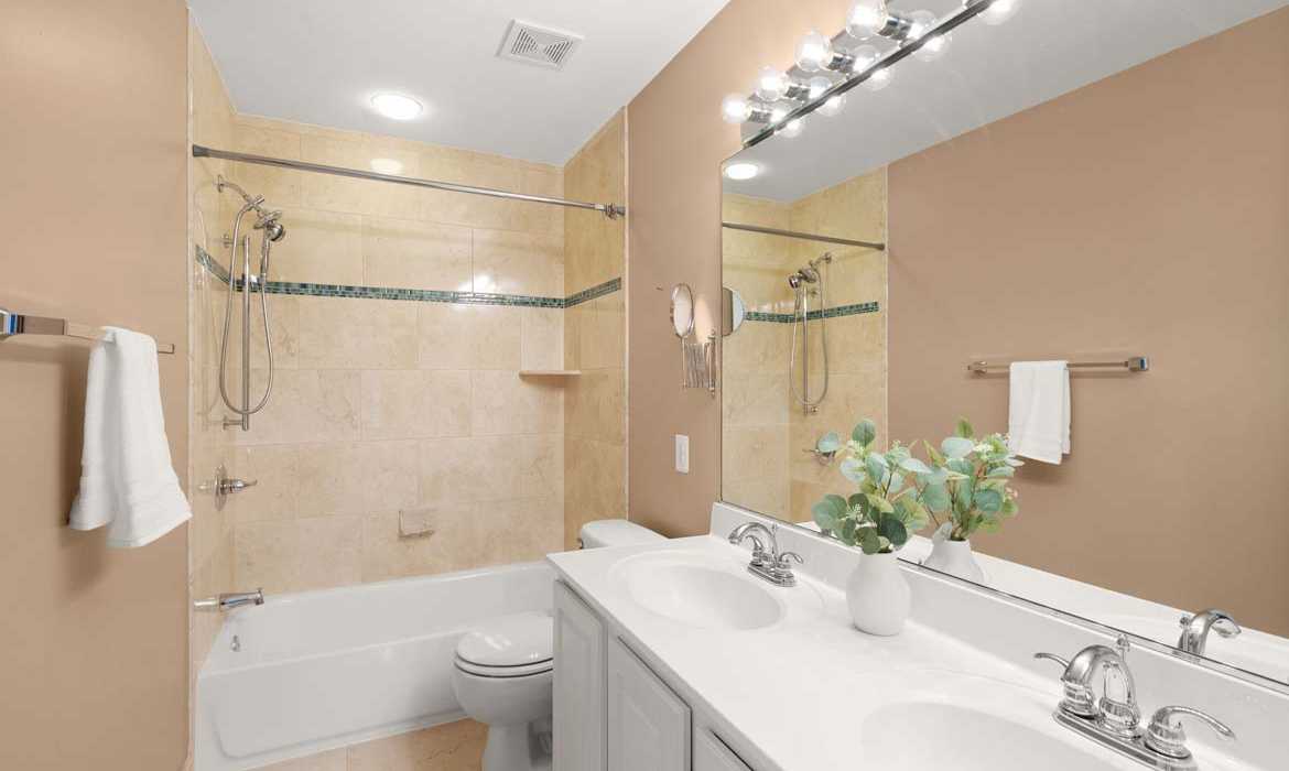 Garrell Group Top Sterling Realtor 21147 Brookside Ln web 35