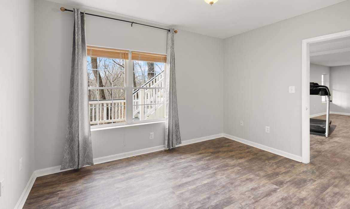 Garrell Group Top Sterling Realtor 21147 Brookside Ln web 38