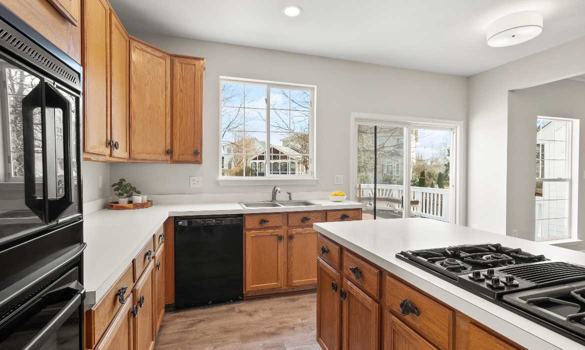 Garrell Group Top Ashburn Realtor 20504 Deerwatch Pl web 10