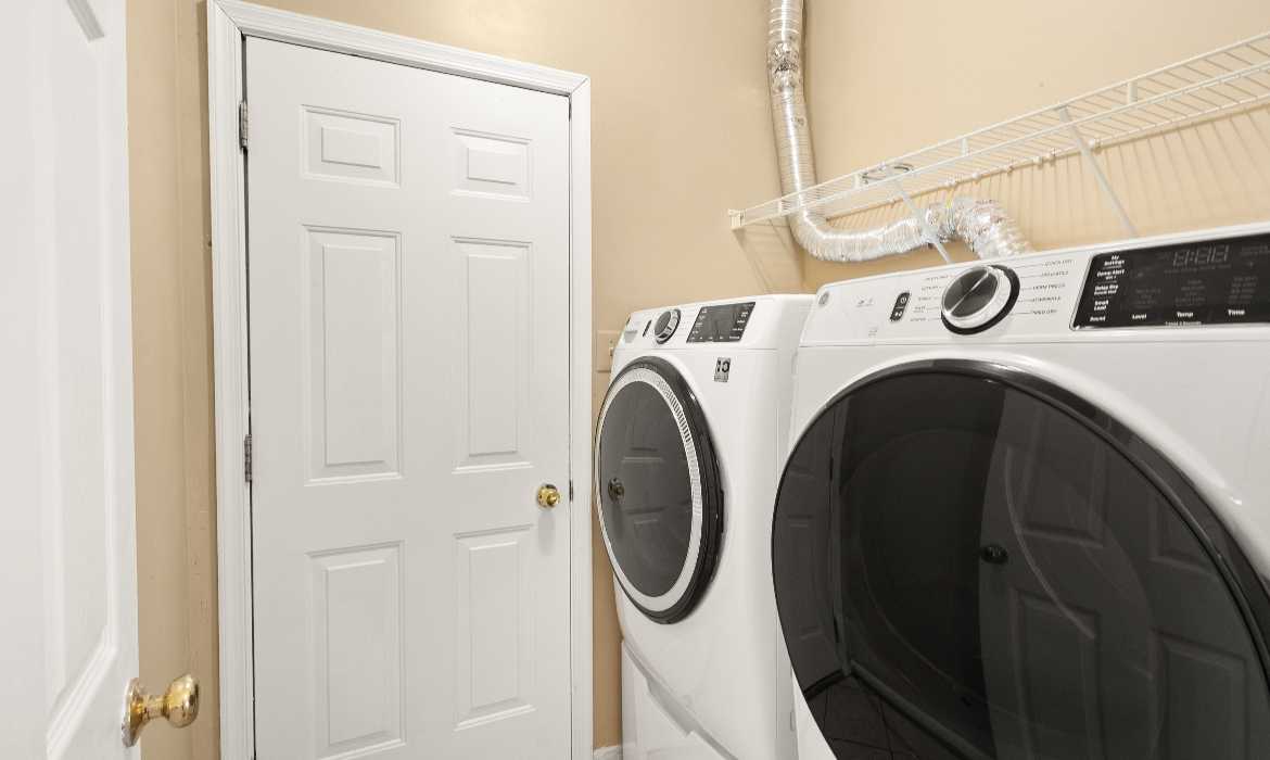 Garrell Group Top Ashburn Realtor 20504 Deerwatch Pl web 19