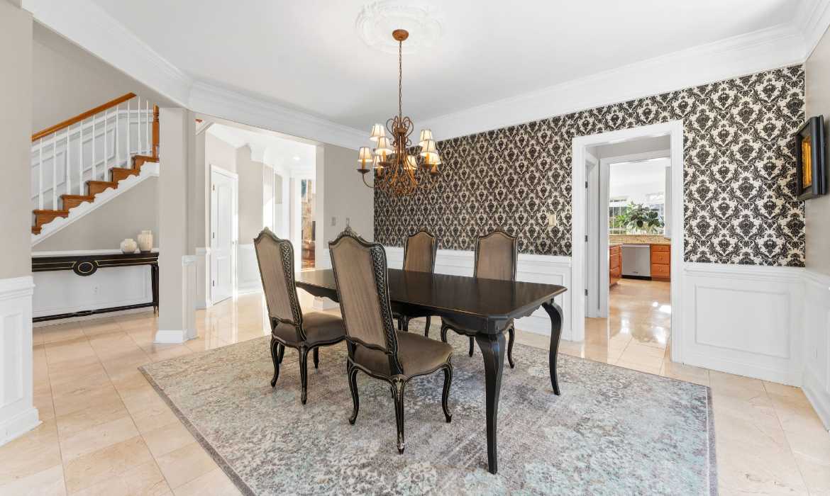 Garrell Group Top Lansdowne Realtor 19219 Burnt Bridge Dr web 08