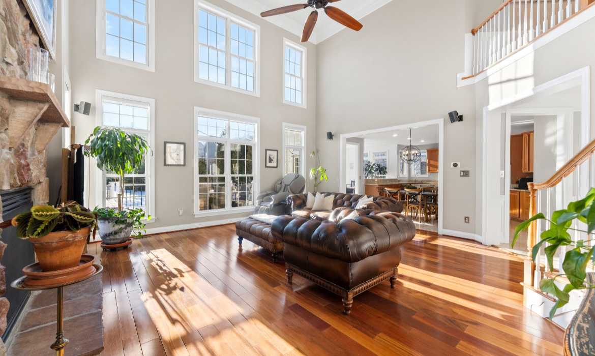 Garrell Group Top Lansdowne Realtor 19219 Burnt Bridge Dr web 11