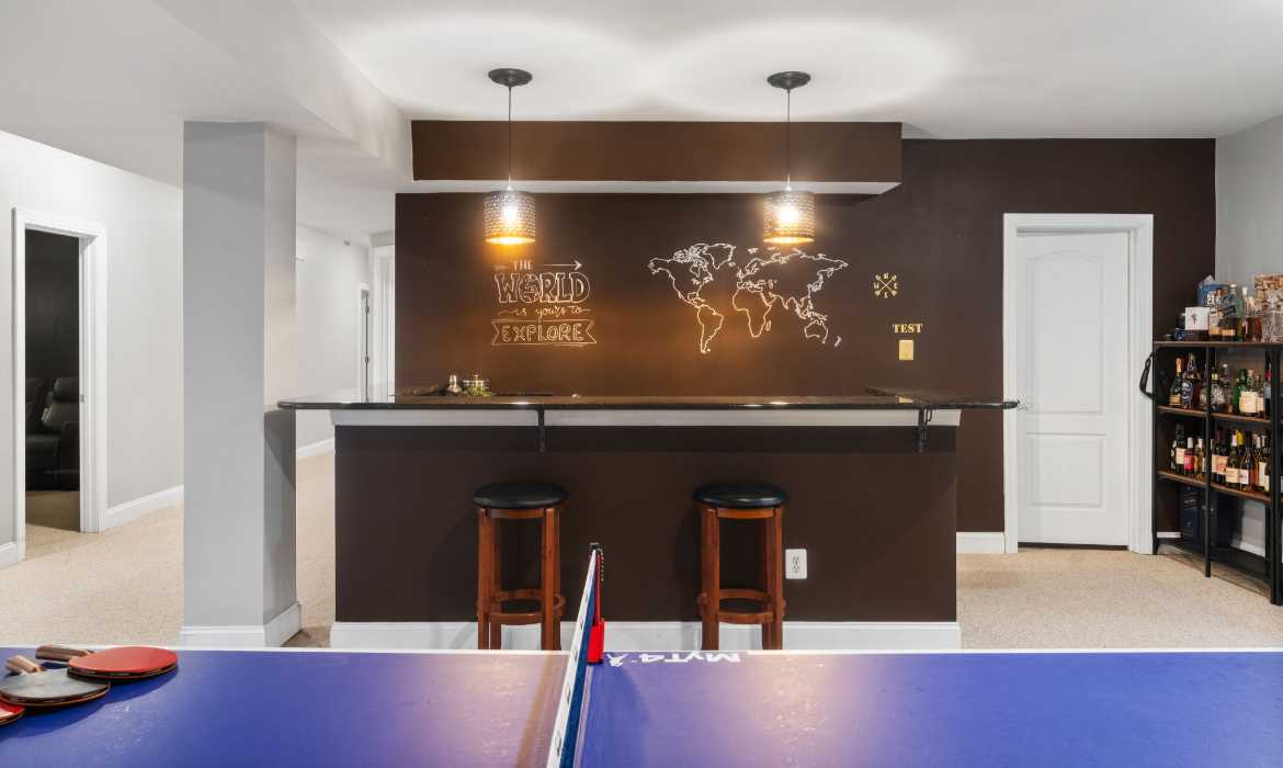 Garrell Group Top Lansdowne Realtor 19219 Burnt Bridge Dr web 37