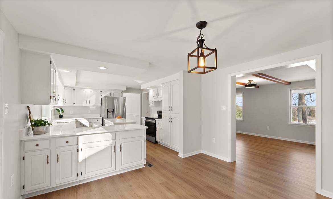 Garrell Group Top Leesburg Realtor 41780 Conklin Dr web 16