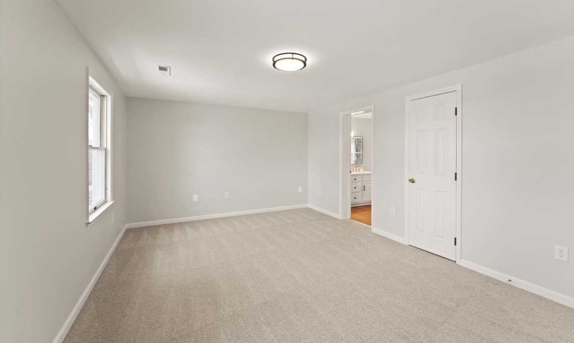 Garrell Group Top Leesburg Realtor 41780 Conklin Dr web 27