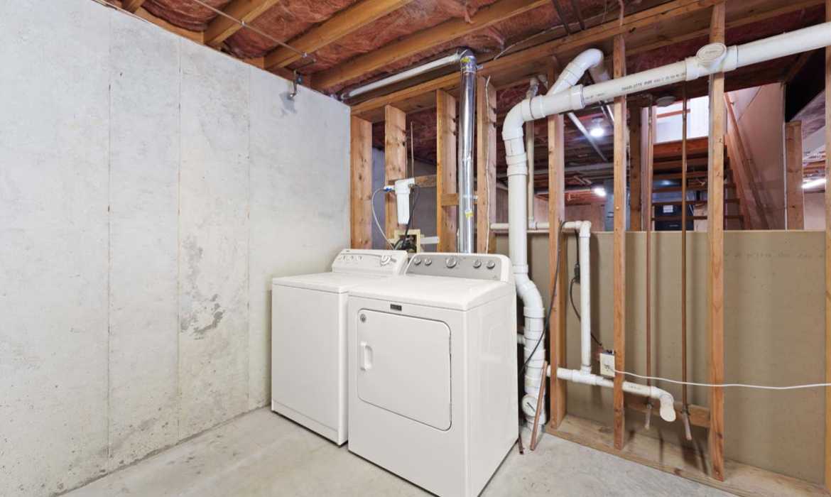 Garrell Group Top Leesburg Realtor 41780 Conklin Dr web 39