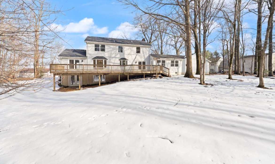 Garrell Group Top Leesburg Realtor 41780 Conklin Dr web 42