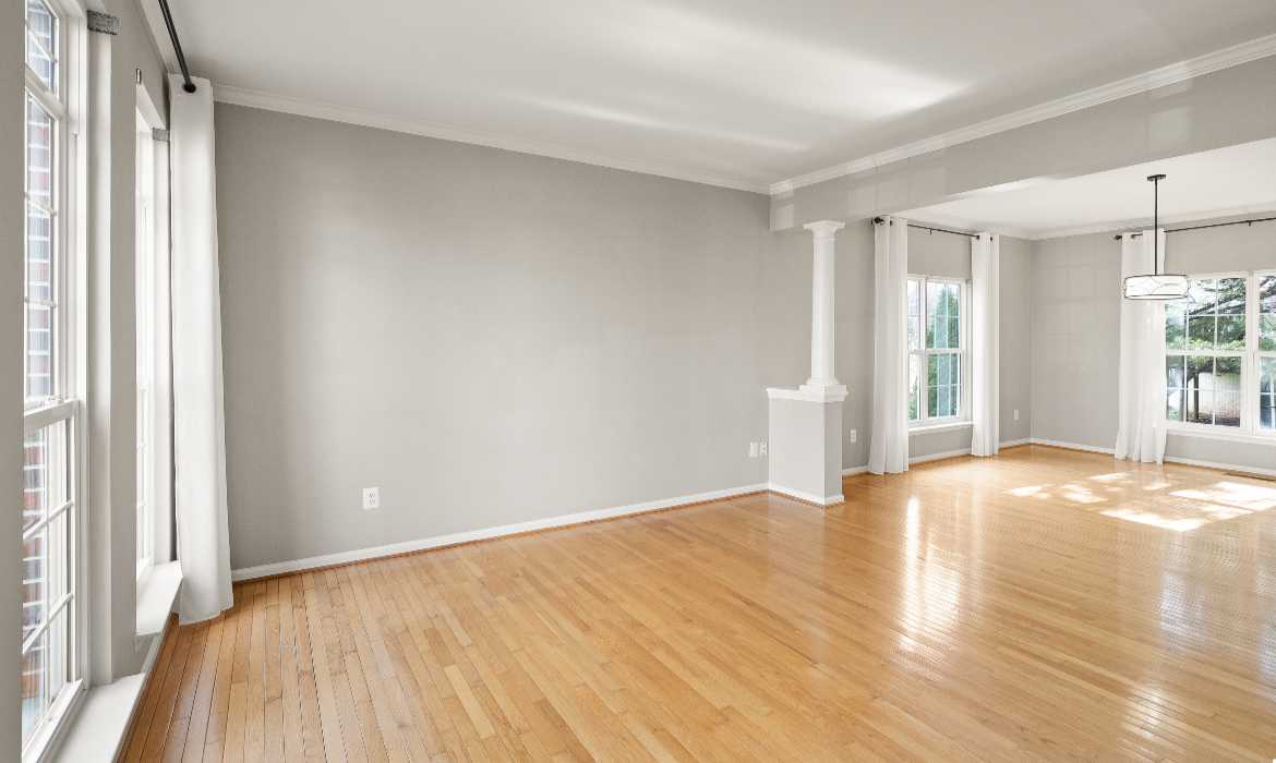 Garrell Group Top Leesburg Realtor 43229 Cavell Ct web 06