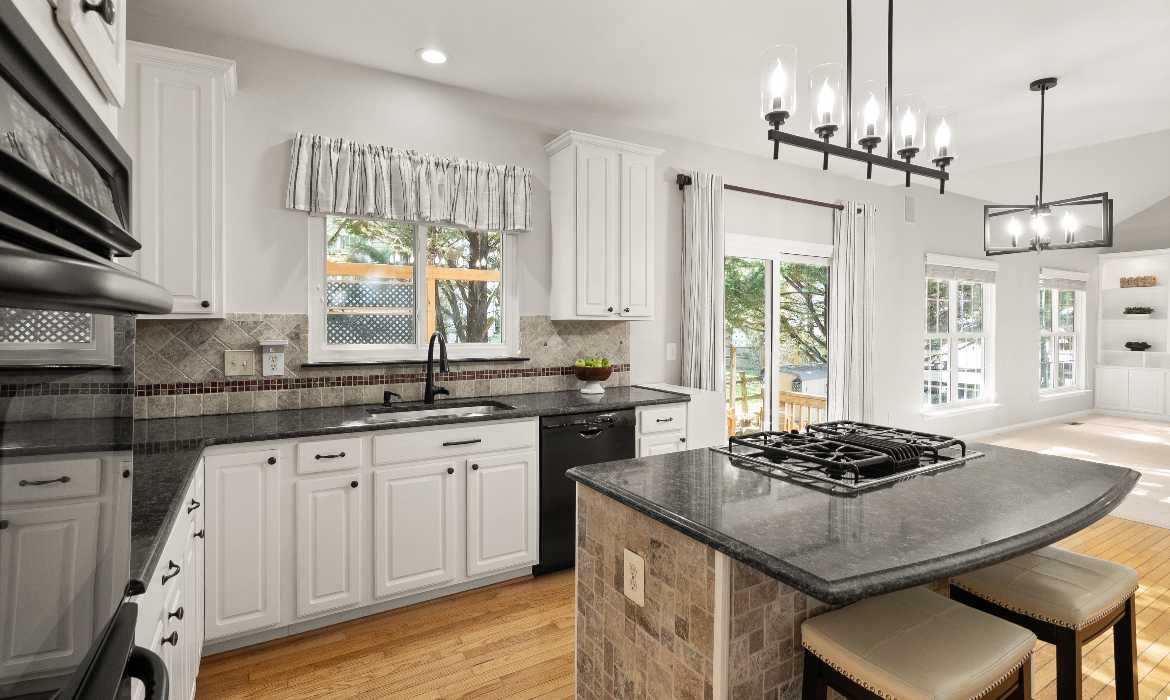 Garrell Group Top Leesburg Realtor 43229 Cavell Ct web 13