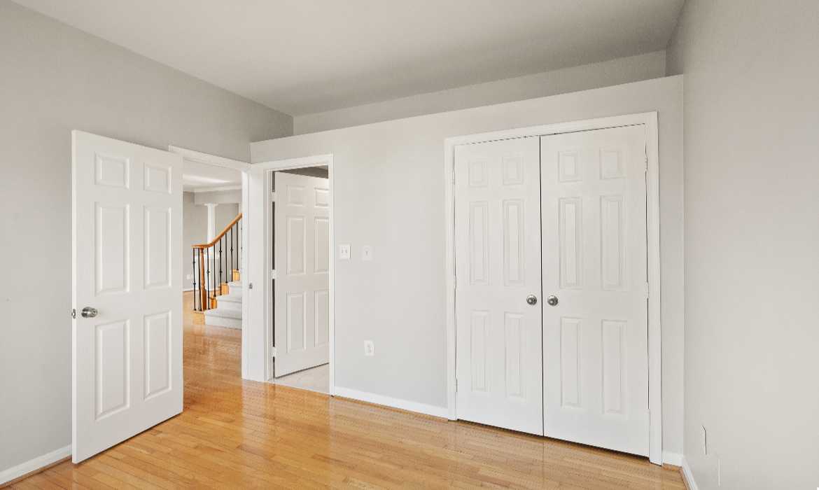 Garrell Group Top Leesburg Realtor 43229 Cavell Ct web 19