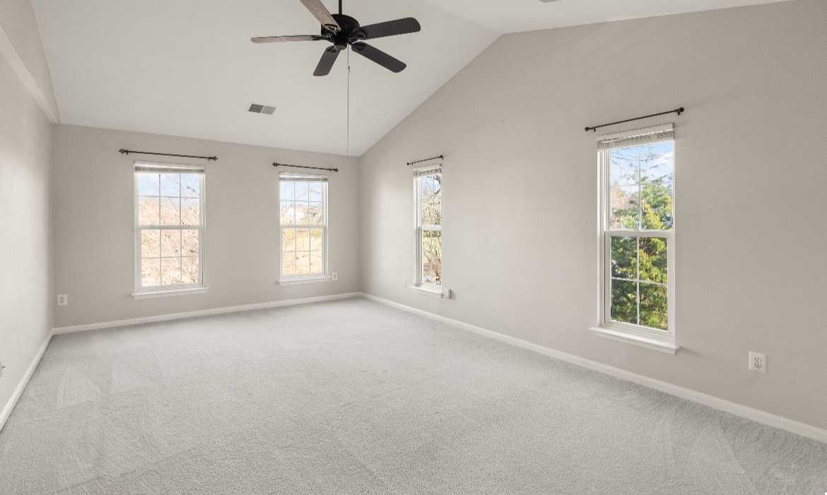 Garrell Group Top Leesburg Realtor 43229 Cavell Ct web 23