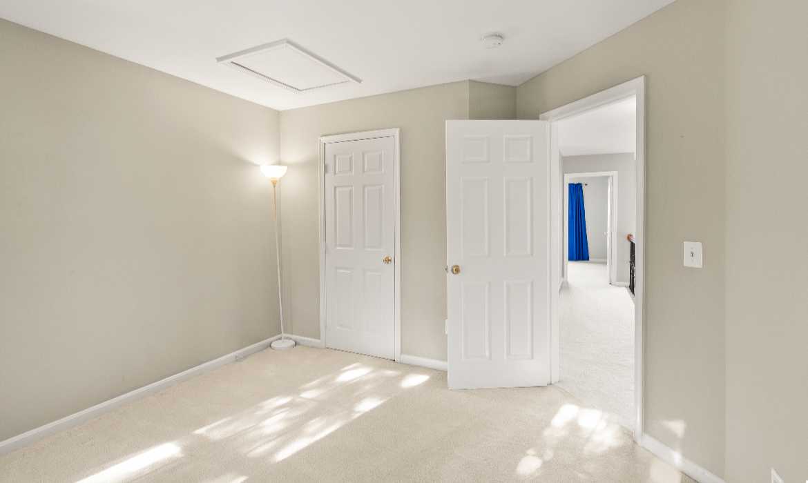 Garrell Group Top Leesburg Realtor 43229 Cavell Ct web 30