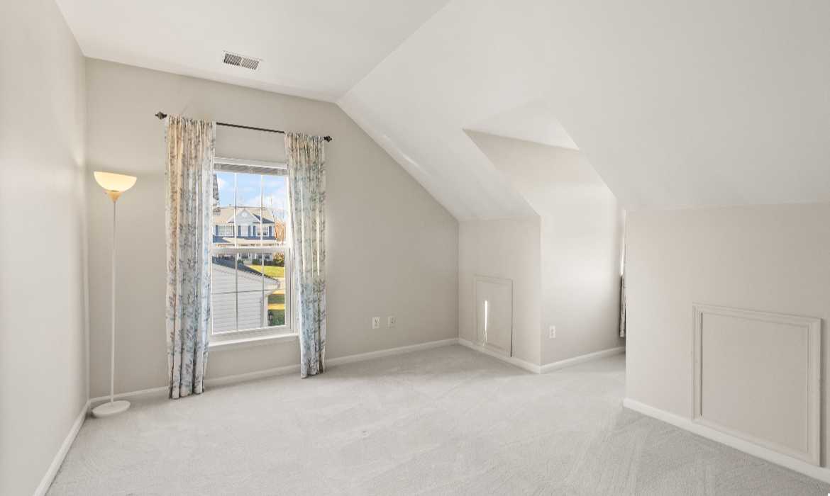 Garrell Group Top Leesburg Realtor 43229 Cavell Ct web 33