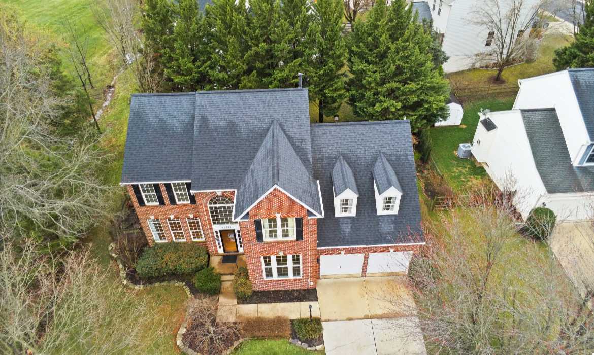 Garrell Group Top Leesburg Realtor 43229 Cavell Ct web 47