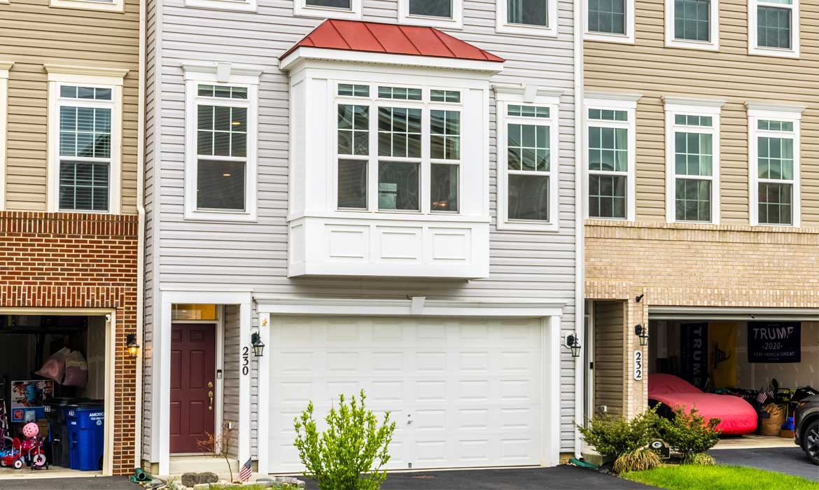 Garrell Group Top Purcellville Realtor 230 Upper Brook Ter web 01